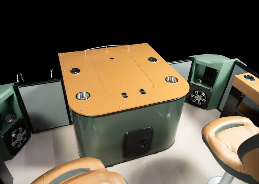 Inland Rear Livewell