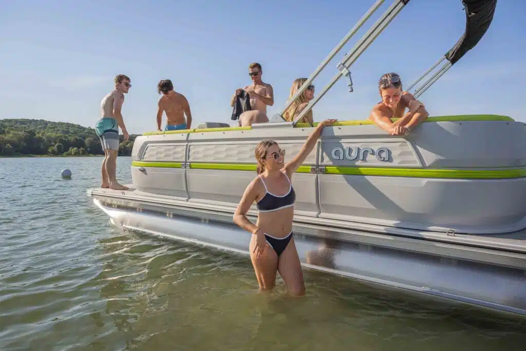 Atomic gallery image 1